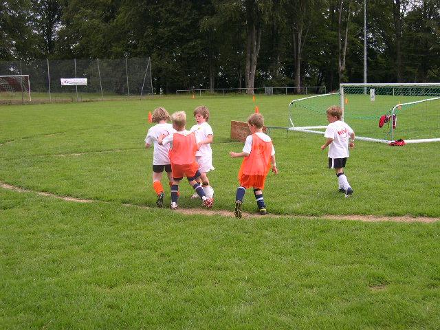 Tag des Kinderfussballs beim TSV Pfronstetten - Bambini - 22.JPG